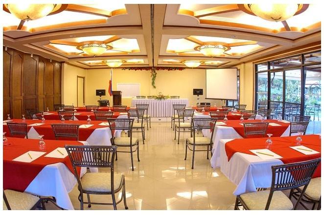 Camiguin Highland Resort Mambajao Extérieur photo